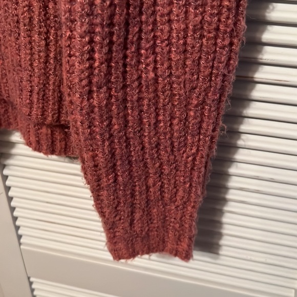 LEITH Chunky Mock Neck High-Low Sweater - Picture 5 of 9